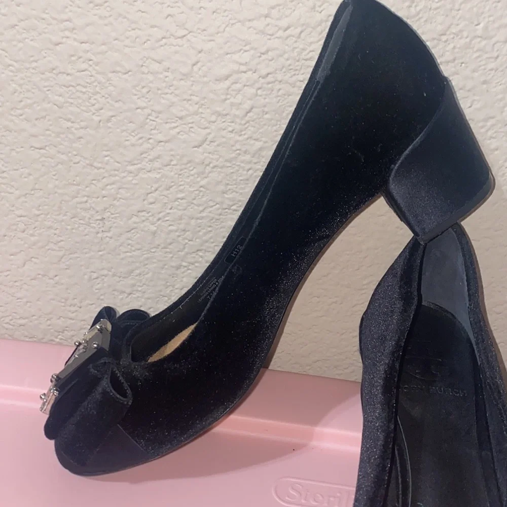 Tory Burch Velvet Block Pumps size 7